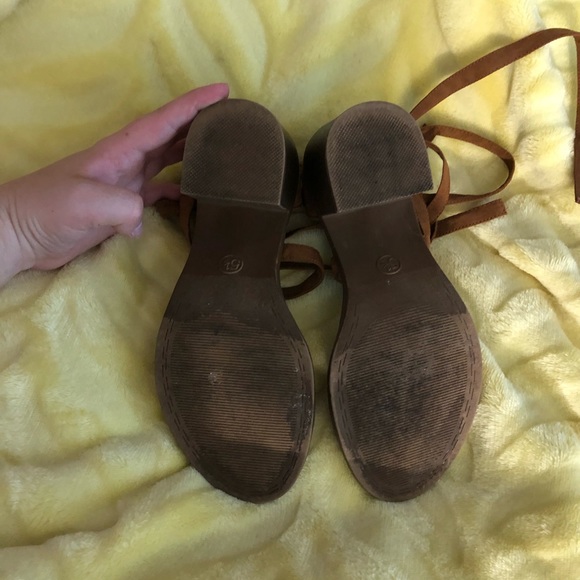 lace up heels - Picture 4 of 5